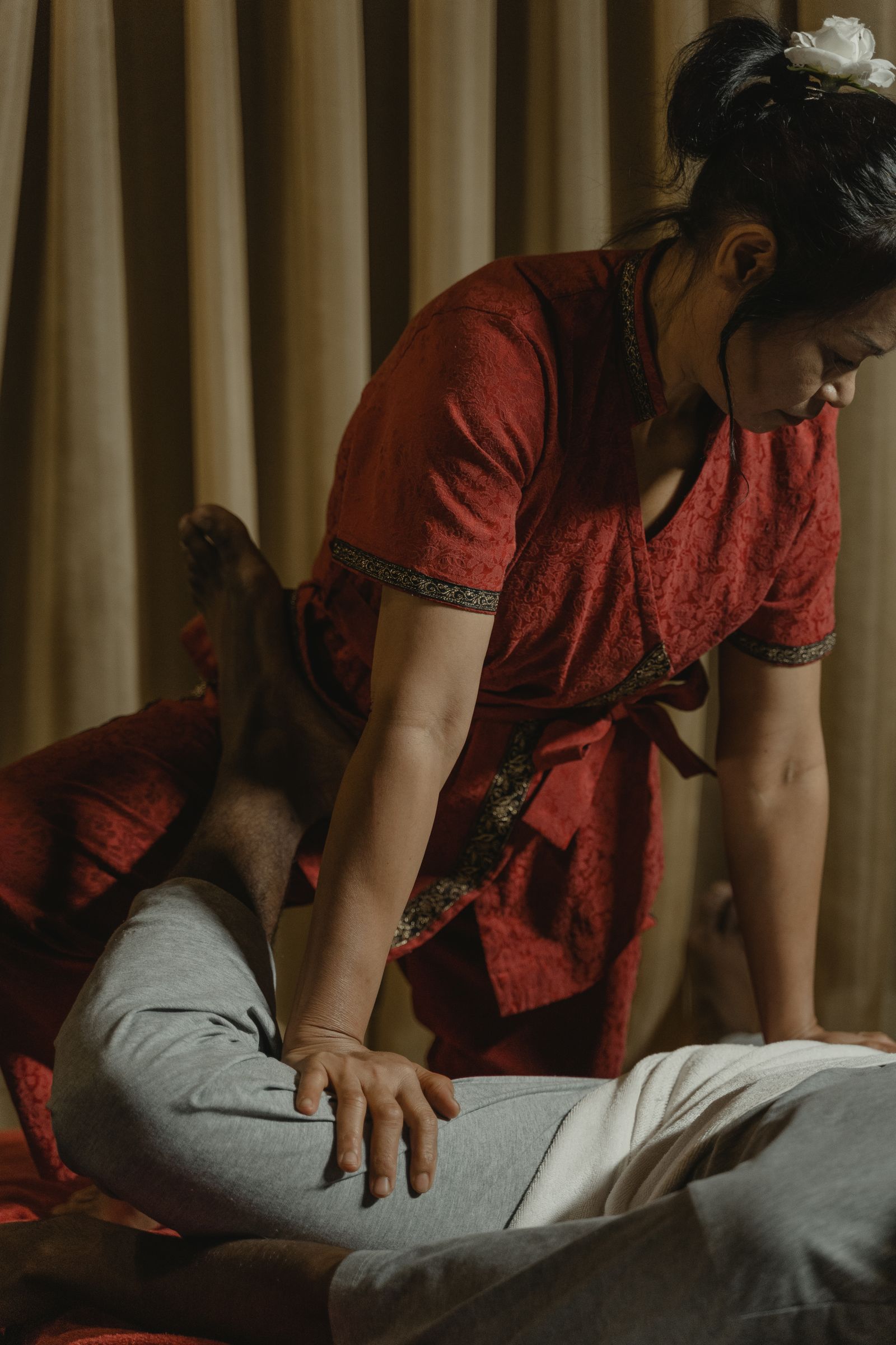 Medizinische Thai-Massage-Therapie zur Rehabilitation